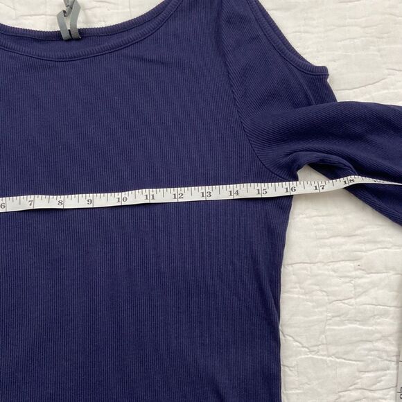Anthropologie Ribbed Cold Shoulder Long Sleeve Shirt size Medium - Picture 6 of 7